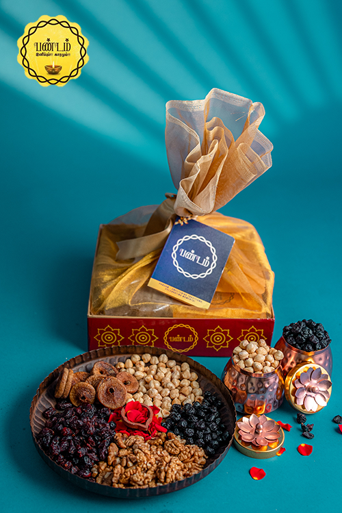 Gift Hamper - Dry fruits & Nuts Assorted Combo