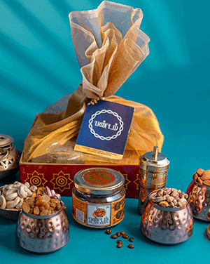 Gift Hamper – A Nutty Indulgence