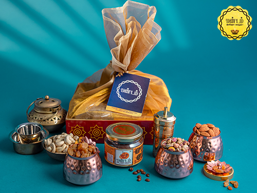 Gift Hamper – A Nutty Indulgence